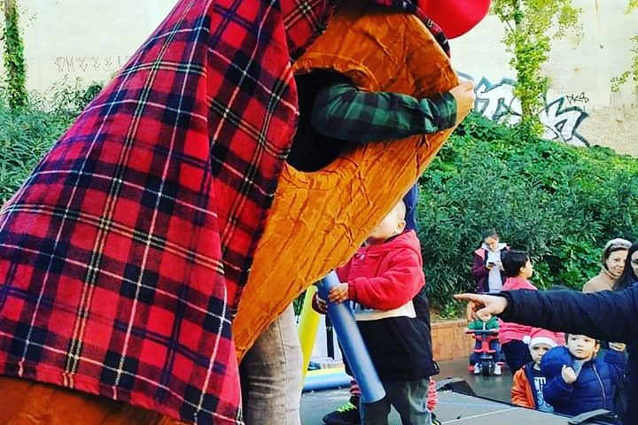 contractar caga tio a barcelona contractar caga tió barcelona, empreses d'animació infantil, animació infantil barcelona, animació per festes de nadal, animació per nadal contractar, contractar caga tió, caga tió barcelona, caga tio vivent, contractar caga tió gegant, serveis per empreses